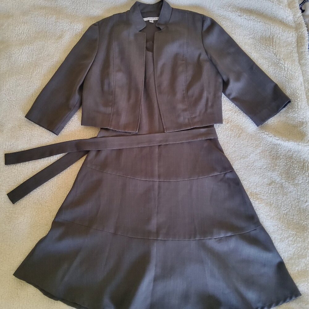 Studio One Chic Academia Grey Blazer with matching dress size 4P EUC